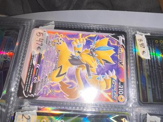 Carta Pokémon Zeraora V - Puño Cruzado