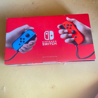 Nintendo Switch Azul y Rojo