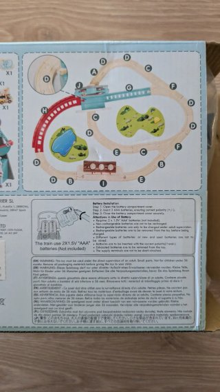 Tren de madera Dinosaurio y Parque de Atracciones