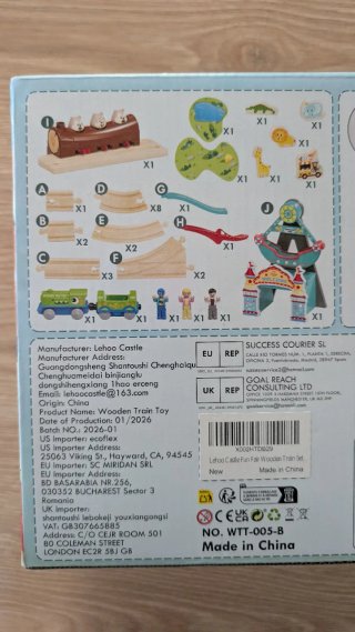 Tren de madera Dinosaurio y Parque de Atracciones