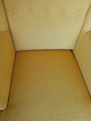 Sillón amarillo IKEA de tela Strandmon