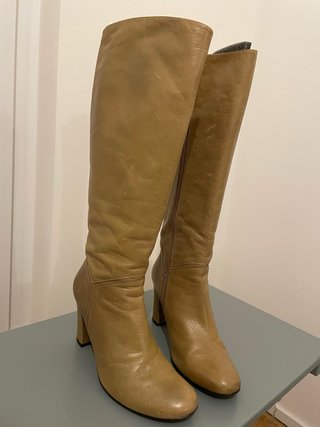 Botas altas de piel color beige/marrón