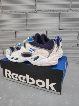 Vintage 00's Reebok Nexus 43