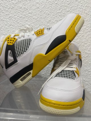 Jordan retro 4 wmns