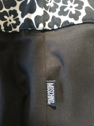 Falda Moschino Jeans Negra Estampada