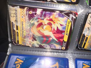 Carta Pokémon Dracozolt V - Pico Primitivo