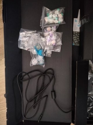 Teclado Mecánico Gaming Newskill Serike V2