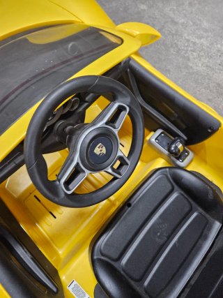 Coche Porsche 911 para niños