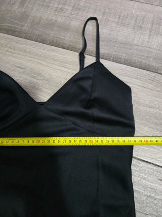 Vestito tubino nero elegante