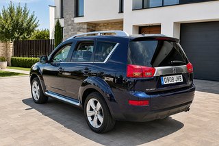 Peugeot 4007 2.2 HDI Platinum 4x4 7 plazas Auto