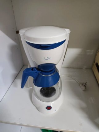 Cafetera Jata Blanca y Azul