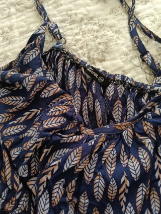 Vestido midi hojas talla S