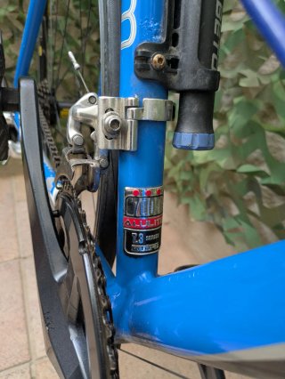 Bicicleta de carretera KUIPS SUPERNOVA
