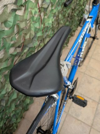 Bicicleta de carretera KUIPS SUPERNOVA