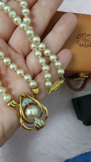 Lote Joyería Vintage y Joyero