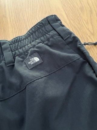 Pantalón corto The North Face trekking