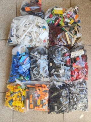 Gran lote de piezas Lego