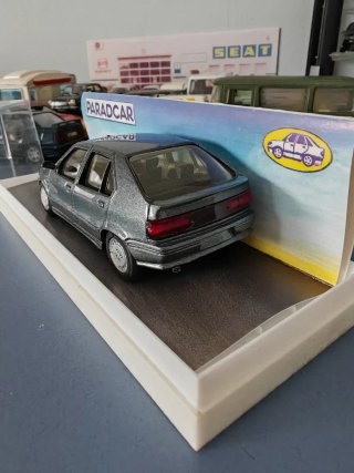 Renault 19 1/43
