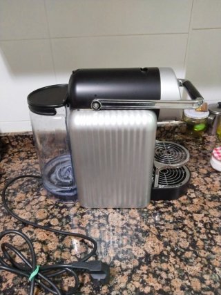Cafetera Nespresso Zenius Profesional