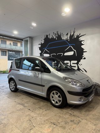 PEUGEOT 1007 🟡 1.6 110cv 2TRONIC AUTO 172000km