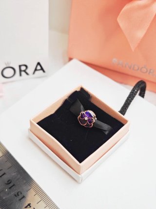 Charm Pandora color rosegold Flor con caja origina