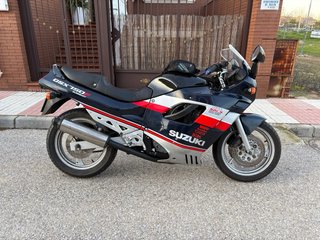 Suzuki GSX 750F 1989