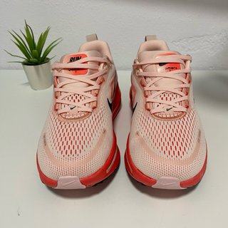Zapatillas Nike Vomero Coral