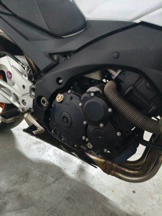 Suzuki GSR 600cc Naked Blanca