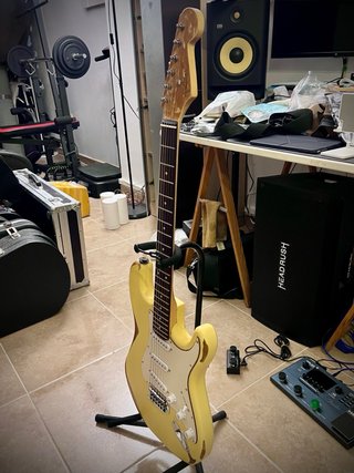Guitarra Stratocaster Vintage '60s RELIC