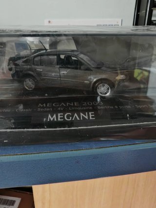 Renault Megane 2003 Sedán 1:43
