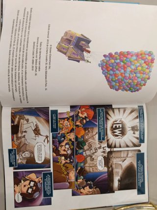 Libro comic: UP
