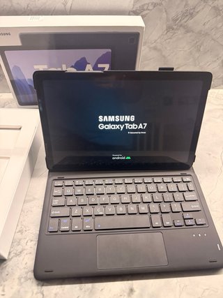 Samsung Galaxy Tab A7 con teclado