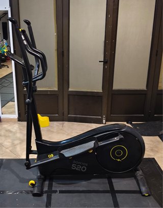 Elíptica DOMYOS 520 Negra