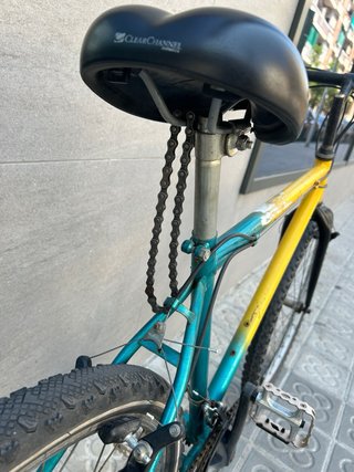 Bicicleta Montaña Amarilla y Turquesa