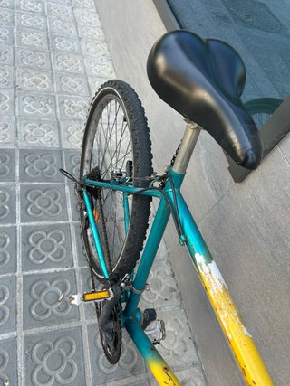 Bicicleta Montaña Amarilla y Turquesa