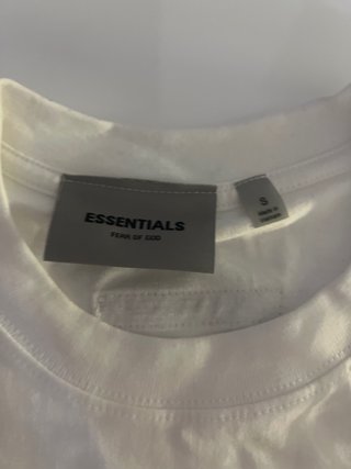 Camiseta Fear of God Essentials Blanca