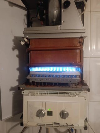 Calentador Vaillant 12L Tiro Forzado,cámara estanc