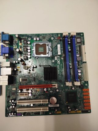 Placa Base Acer DDR3 + CPU Core 2 Quad + GPU