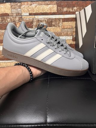 Sneakers Adidas VL Court Base talla 41 1/3