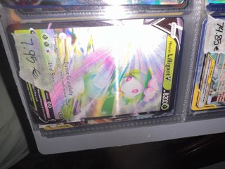 Carta Pokémon Hisuian Lilligant V