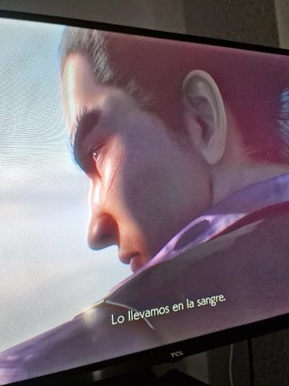 PS4 (PlayStation 4) Negra con Mandos Dorados