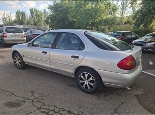 Ford Mondeo 2000