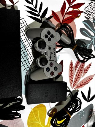 Playstation 2 Slim Negra + Accesorios
