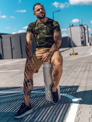 Camiseta militar camuflaje hombre manga corta