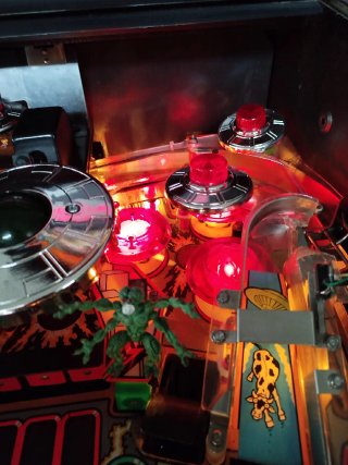 Pinball Indiana Jones y Attack From Mars