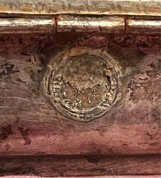 Porta tabacco d'epoca in metallo