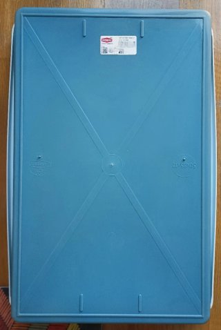 Box per gatti blu e bianco