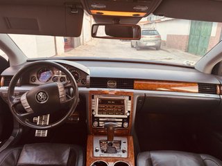 Volkswagen Phaeton 2011