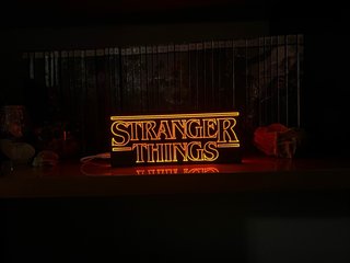 Lampada LED Stranger Things