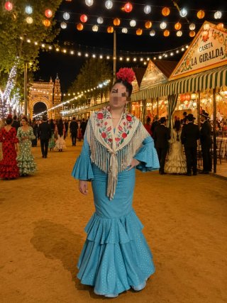 Traje de flamenca azul sin mantón